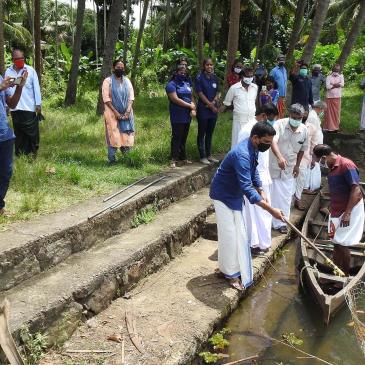 Local Self Government and youth join cleanliness drive in Kerala